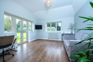 Garden room/home office- click for photo gallery